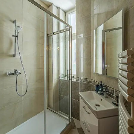 2bdr Comfort With Ac *