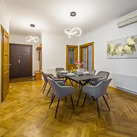 2bdr Comfort With Ac * Prag